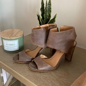 Lucky Brand heel